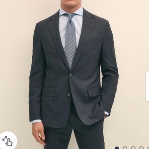 Brooks Brothers Wool Grey Explorer Suit Jacket, Regent Fit, 40R (Pants listed)